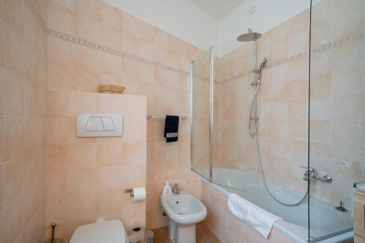 ヴァレンナCasa Soleアパートメント エクステリア 写真